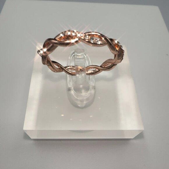 18k Rose Gold Plated Ring With Rhinestones Size 8 - Picture 1 of 11
